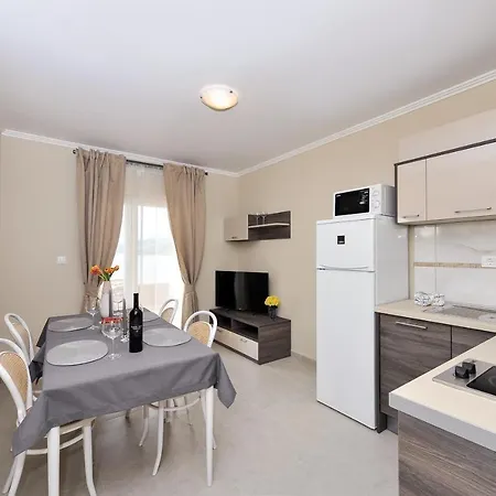 Peric 1 Meka Draga アパート オブロヴァツ